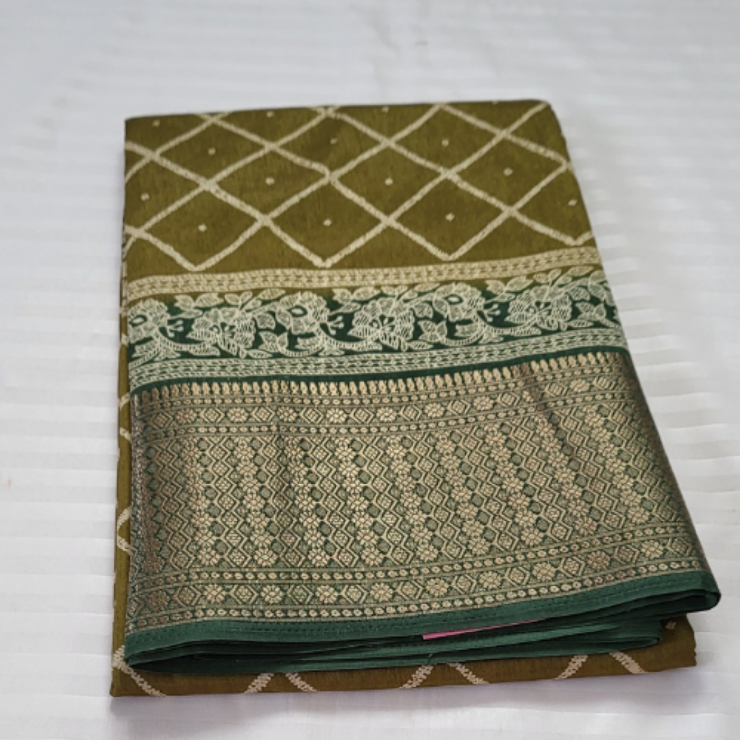 Dola Silk Checks Saree - ES179