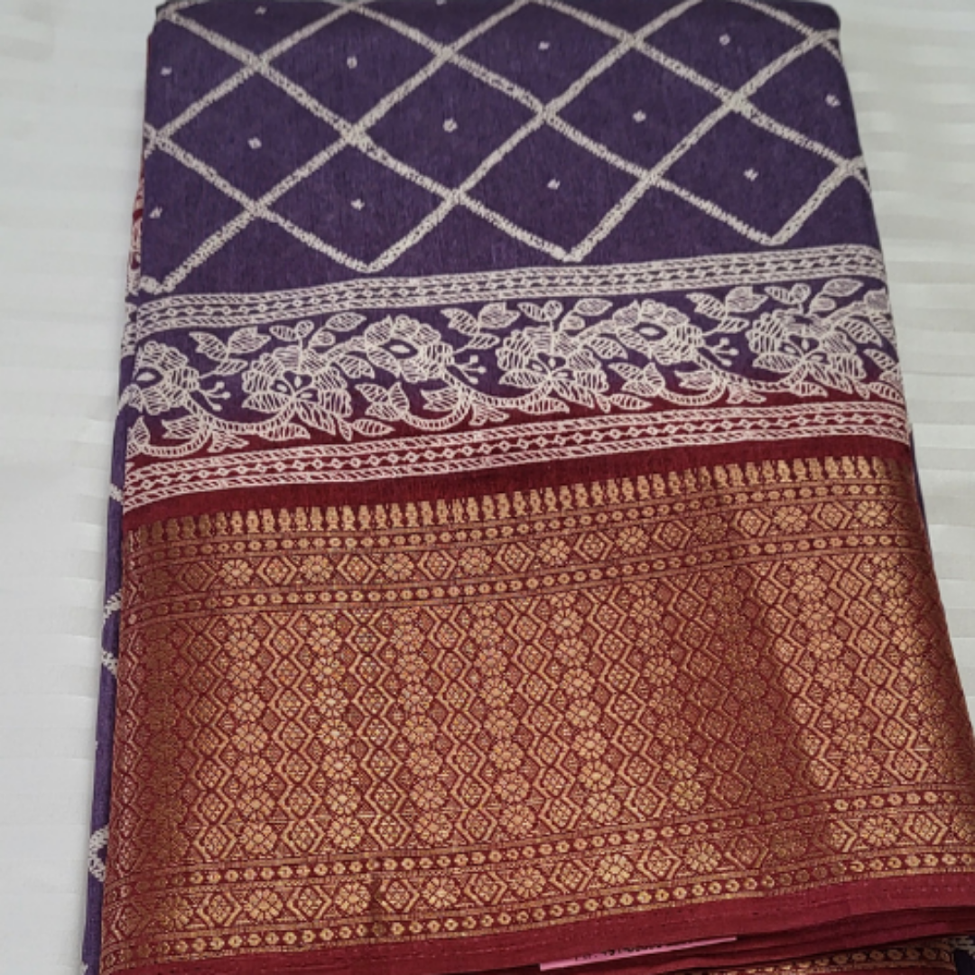 Dola Silk Checks Saree - ES179