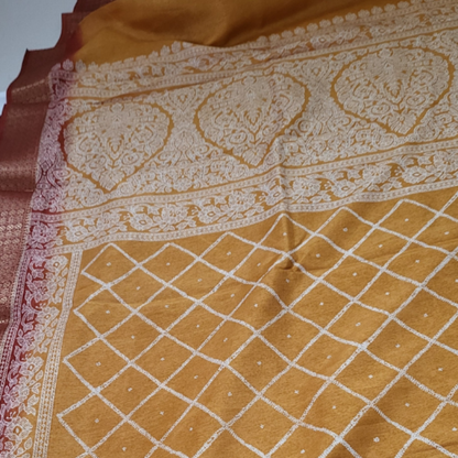 Dola Silk Checks Saree - ES179