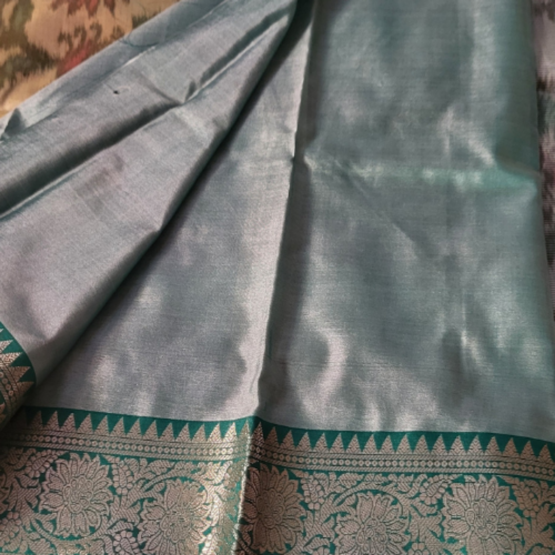 Ikkat Silk Sarees - ES143