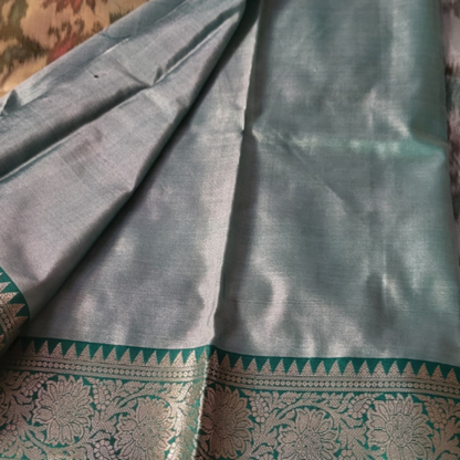 Ikkat Silk Sarees - ES223